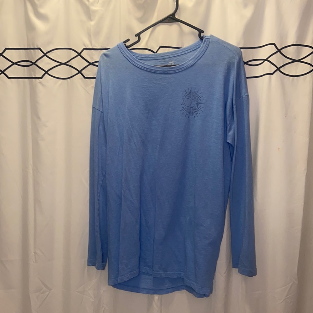 Aerie size small long sleeve shirt, only worn a few times!